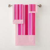 Retro Rainbow Preppy roze en rode Arch Bad Handdoek (Insitu)