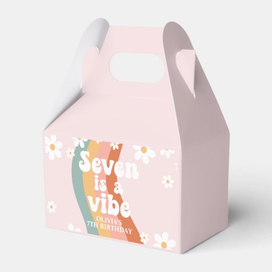 Retro Rainbow Seven is een Vibe Daisy 7th Verjaard Bedankdoosjes (Voorkant Zijde)