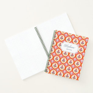 Retro Raket Planeet Oranje en Roze Monogram Notitieboek