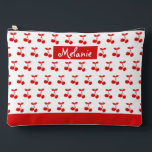 Retro Red Cherry Pattern Wit Gepersonaliseerd Etui<br><div class="desc">Retro kersenpatroon op wit. Personaliseer met een naam.</div>