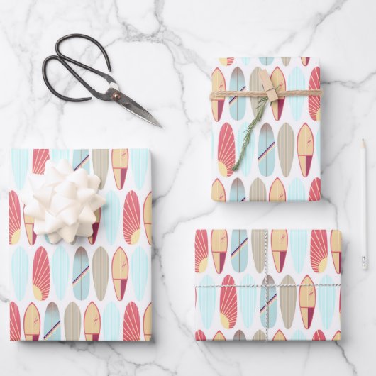 Retro Red en Blue Surfboard Patroon Inpakpapier Vel (Voorkant)