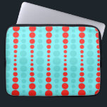 Retro Red- en Turquoise-Stippen laptophoes Laptop Sleeve<br><div class="desc">Degene die zei: "Dot, niet veel", heeft nooit deze Retro Red- en Turquoise-Stippen laptophoes gezien. Hij heeft een aqua achtergrond met rijen levendige rode en turkooiscirkels in gegradueerde afmetingen. Dit geïnspireerde patroon is als de Russische nestpoppen van de poka-puntenwereld! Het is retro. Het is griezelig. Het is een moderne middeleeuwse....</div>