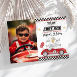 Retro Red Fast One Racing Car 1e Verjaardag Foto Kaart<br><div class="desc">Start je motoren en bereid je voor op een verjaardagsfeest dat iedereen ademloos laat! Verhoog de opwinding met onze "Fast One"-uitnodiging en creëer-herinneringen die iedereen zullen laten terugracen voor meer. Laat het avontuur beginnen terwijl je de 1e verjaardag van je speedster in stijl viert!</div>