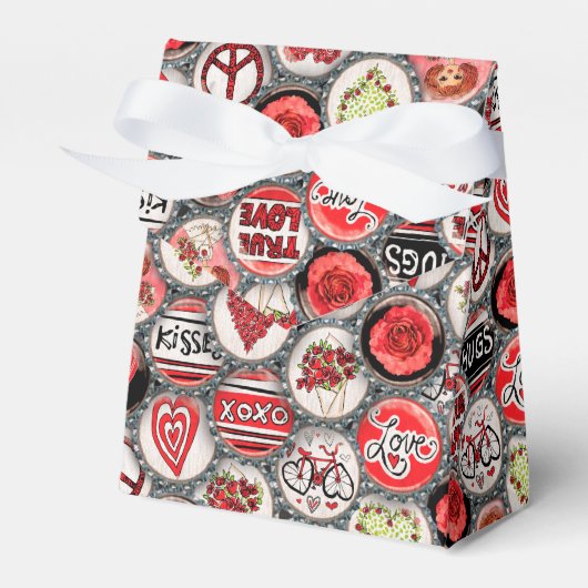 Retro Red Floral Harten Valentijn Bottle Pet Art Bedankdoosjes (Voorkant Zijde)