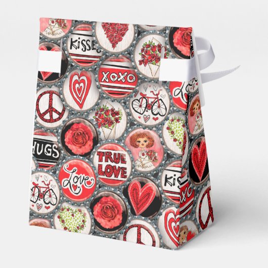 Retro Red Floral Harten Valentijn Bottle Pet Art Bedankdoosjes (Achterkant)