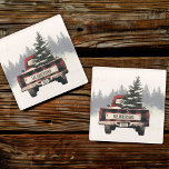 Retro Red Plaid Kersttruck Aangepaste Familienaam Glazen Onderzetter<br><div class="desc">Bescherm uw oppervlakken in feestelijke stijl met onze rustieke retro rode plaid kersttruck onderzetters! Gepersonaliseerd met uw familienaam en jaar,  ze zijn een gezellige,  charmante aanvulling op uw vakantie bijeenkomsten.</div>