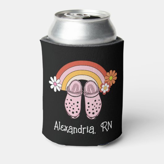 Retro Regenboog en Rubberklompen Monogram Verpleeg Blikjeskoeler (Blikje Achterkant)