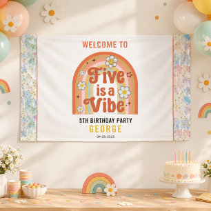 Retro Regenboog FIVE is een Vibe Groovy 5e Verjaar Spandoek