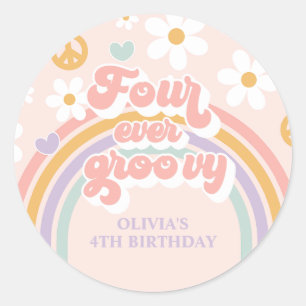 Retro Regenboog Four Ever Groovy 4e Verjaardag Ronde Sticker