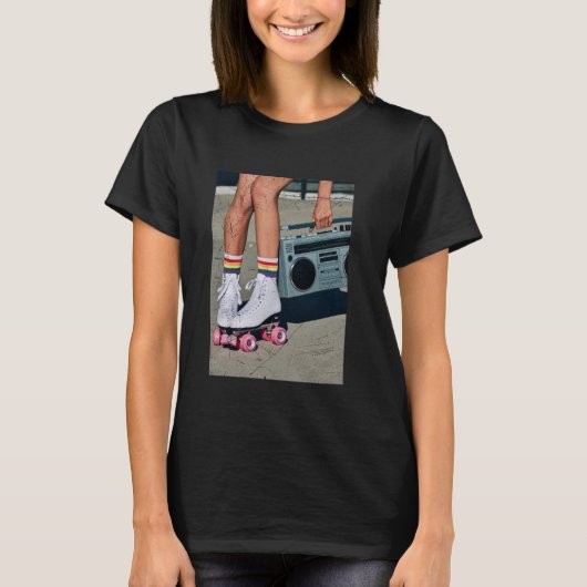 Retro Rollerskates Funny 80's Roller Disco Skating T-shirt (Voorkant)
