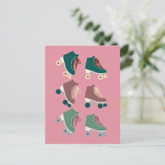 Retro Rollerskates Green Roze Briefkaart (Staand voorkant)