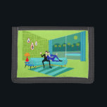 Retro Romantic Gay Couple drievoudig Wallet Drievoud Portemonnee<br><div class="desc">Dit Retro Romantic Gay Couple drievoudig Nylon Wallet ontwerp is gewoon geweldig! Het minimalistische kunstontwerp uit de jaren '60 biedt een aantrekkelijk koppel dat geniet van een romantische avond. Ze worden gesmokkeld op hun mooie, moderne turkooissectie, in hun Palm Springs thuis. De verfijnde, kalkgroene kamer is prominent voorzien van een...</div>