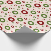Retro Rood en Groen Kerstmis Verpakkend Document Cadeaupapier (Hoek)