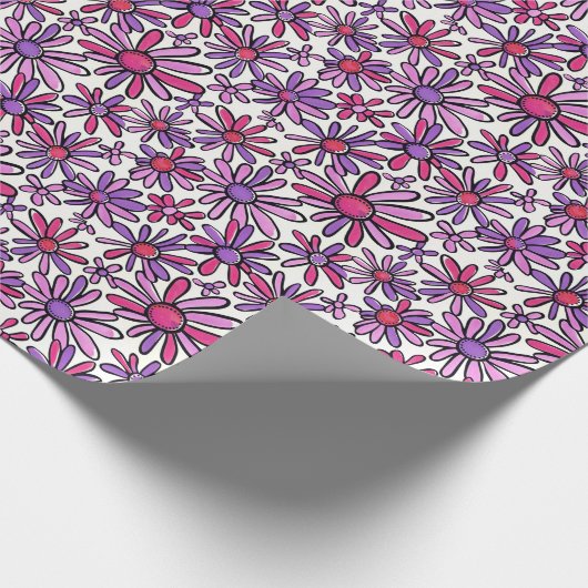 Retro Roze en Paarse Daisy Bloemenpatroon Cadeaupapier (Hoek)