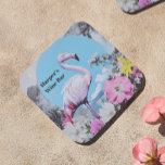 Retro roze flamingo collage bier onderzetter<br><div class="desc">Dit retro-geïnspireerde ontwerp is voorzien van een gedurfde, pastelroze flamingo tegen een felblauwe achtergrond, waardoor een sereen maar opvallend contrast ontstaat. Rondom de flamingo roepen delicate bloemetjes in roze, geel en wit een dromerig, tuingevoel op, waarbij natuur en pop moeiteloos worden gecombineerd. Perfect voor liefhebbers van eigenzinnige, vrouwelijke design, dit...</div>