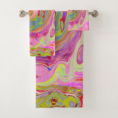 Retro Roze, Geel en Magenta Abstracte Groovy Art Bad Handdoek (Insitu)