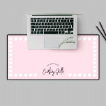 Retro Roze Hart Patroon Leuke Trendy Script Naam Bureaumat<br><div class="desc">Voeg een beetje plezier en stijl toe aan uw werkruimte met dit schattige blush roze design van de bureaumat. Met hartpatroon rond de randen,  trendy script fonts en blush roze achtergrond. Deze moderne retro-geïnspireerde bureaumat is volledig bewerkbaar,  perfect te gebruiken voor uw home kantoor,  schoonheidssalon of zakelijke kantoor!</div>