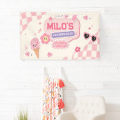 Retro Roze Meisje Verjaardag Spandoek (Insitu)