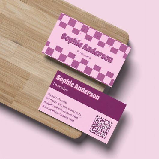 Retro Roze & Paarse Schaakbord met QR-code Visitekaartje