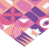 Retro Roze Paarse Wijn Bauhaus Patroon Tafelkleed (Gekanteld)