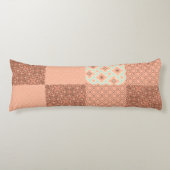 Retro Roze Patchwork Lichaamskussen (Voorkant)