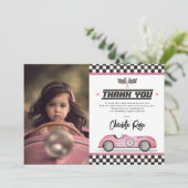 Retro Roze Race Auto Meisje Verjaardagsfeestfoto Bedankkaart (Staand voorkant)