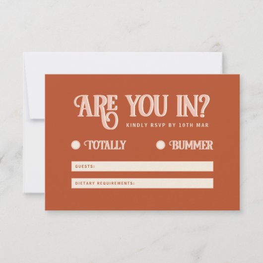 Retro Roze Rood Vette Typografie Kleurrijke Bruilo RSVP Kaartje (Voorkant)