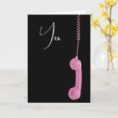 Retro roze telefoon voor het krijgen van oude verj kaart (Gele Bloem)