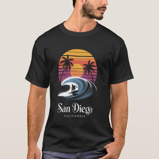 Retro San Diego California Beach Vibes Summer Brea T-shirt (Voorkant)