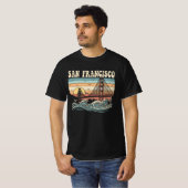 Retro San Francisco Golden Gate Bridge Sunset  T-shirt (Voorkant volledig)