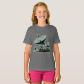 Retro Satellite Dish Grafisch T-shirt (Voorkant volledig)