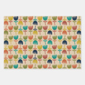 Retro Scandi Tulips in Mideeuw Moderne kleuren Inpakpapier Vel (Voorkant 2)
