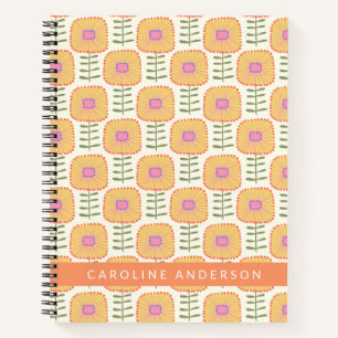 Retro Scandi Yellow Flower Pattern gepersonaliseer Notitieboek