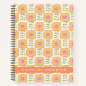 Retro Scandi Yellow Flower Pattern Personalized Notitieboek (Voorkant)