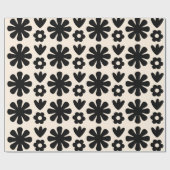 Retro Scandinavian Floral Pattern Black & Cream Cadeaupapier (Vlak)