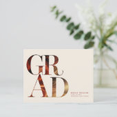 Retro Script Grad Afstudeerders Afstudeer Uitnodig Briefkaart (Staand voorkant)