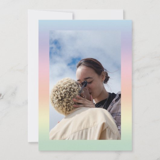 Retro Script Rainbow LGBTQ Foto Gay Pride Weddensc Save The Date (Achterkant)