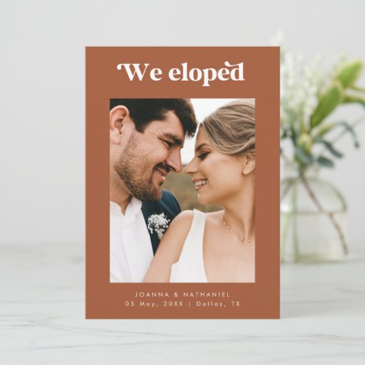 Retro Script Terracotta Trouw Aankondiging (Staand voorkant)