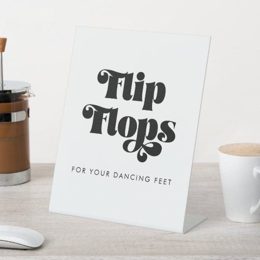  Retro Script Wedding Teenslippers Reclamebord Met Voetstuk (Insitu)