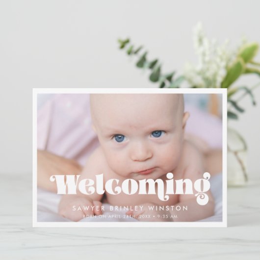  retro script Welcoming baby foto Aankondiging (Staand voorkant)