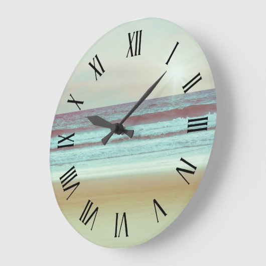 Retro Serene Beach Artwork | Wandklok (Hoek)