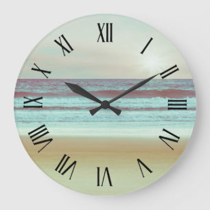Retro Serene Beach Artwork   Wandklok