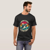 Retro Shark Cage Tester Herstel Grappige Beenarm A T-shirt (Voorkant volledig)