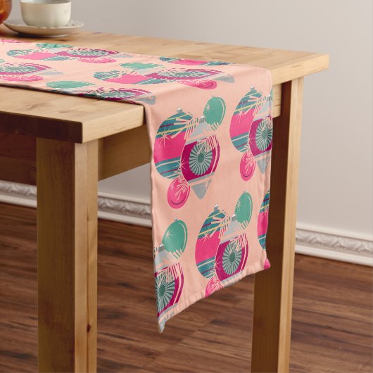 Retro Shiny Brite Christmas Ornaments Lange Tafelloper (Voorbeeld)