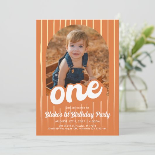 Retro Sinaasappel 1e verjaardag Uitnodiging (Staand voorkant)
