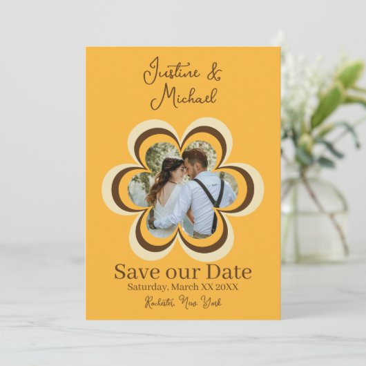 Retro Sinaasappel Bloem Foto Bruiloft Save the Dat Kaart (Staand voorkant)