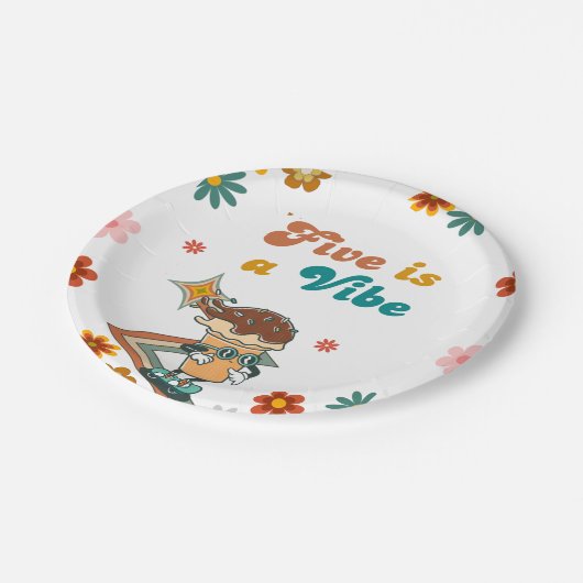 Retro skateboard FIVE is een Vibe 5e verjaardag Papieren Bordje (Gekanteld)