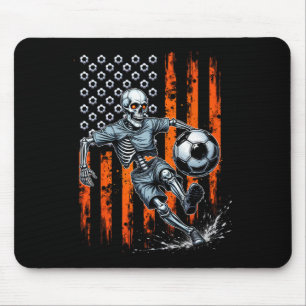 Retro skelet speelt voetbal Usa vlag griezelige za Muismat