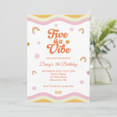 Retro Smiles Five is een vibe 5e verjaardag Kaart (Staand voorkant)