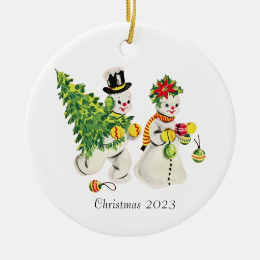 Retro Sneeuwpaar Kerstmis 2023 Keramisch Ornament (Voorkant)